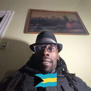 Meet your Posher, Kiki